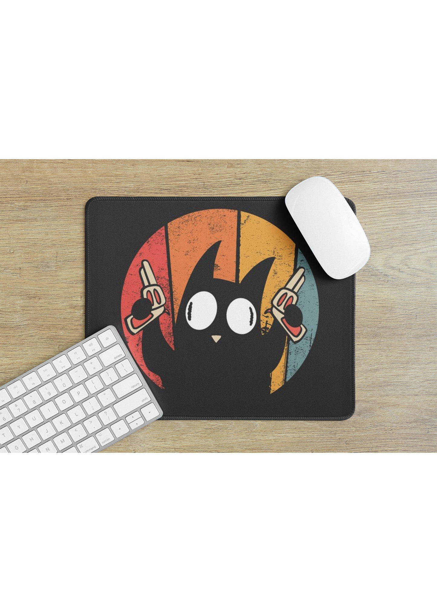 CAT WITH GUNS MOUSE PAD